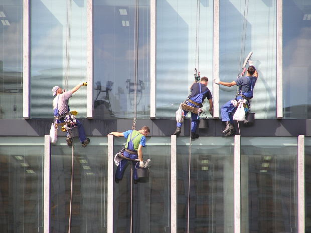 Desciende la creación de empresas en enero en España