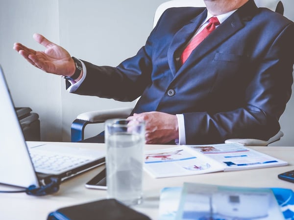 roles directivos según henry mintzberg